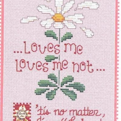 Sue Hillis - Post Stitches - Loves Me