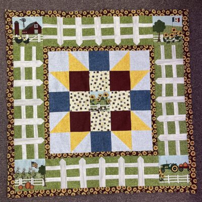 All Iowa Shop Hop 2022 kit - Sunflower Star Table Topper
